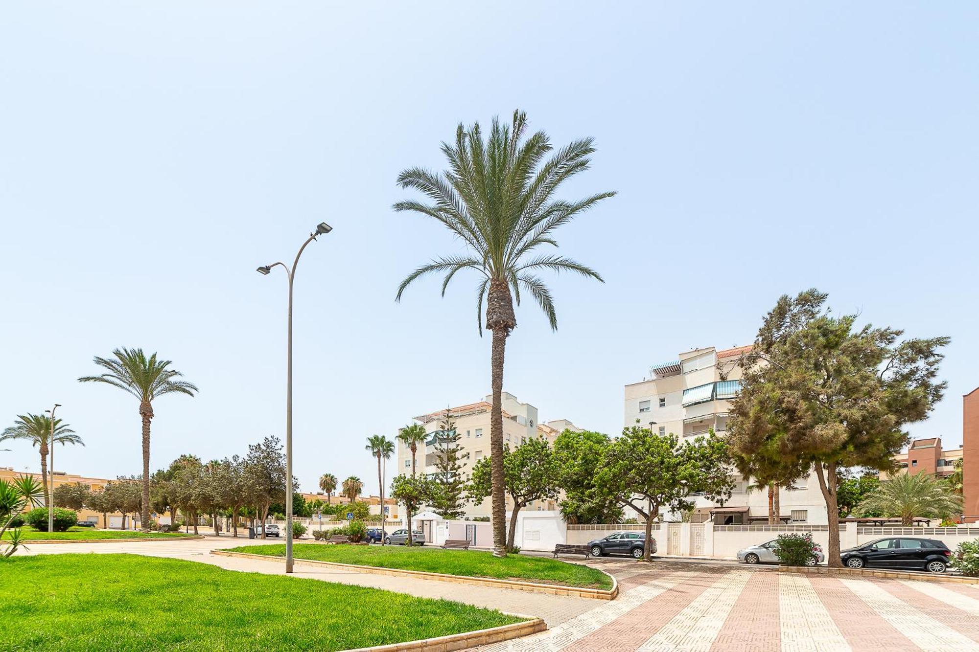 Holiday Apartment Roquetas de Mar Luaran gambar